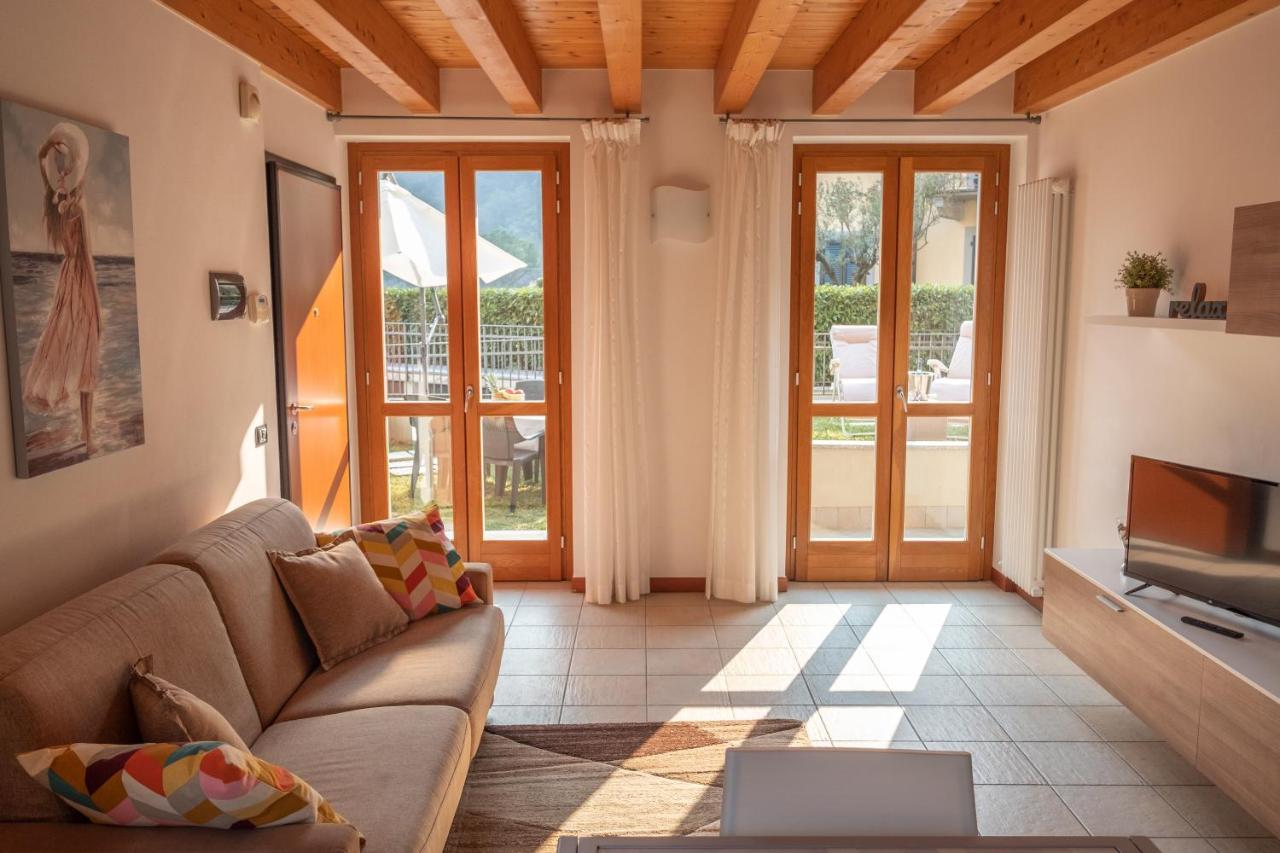 Happy Guest Apartments - Lake & Relax Рива-ди-Сольто Экстерьер фото